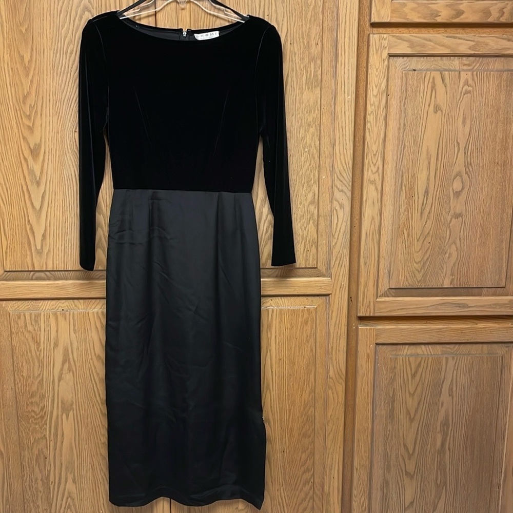 SHOMI by Miller Shor velour and silk black evening long sleeve dress.